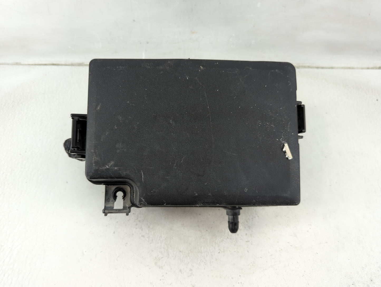 2018-2021 Hyundai Kona Fusebox Fuse Box Panel Relay Module P/N:91956-J9520 Fits Fits 2018 2019 2020 2021 OEM Used Auto Parts