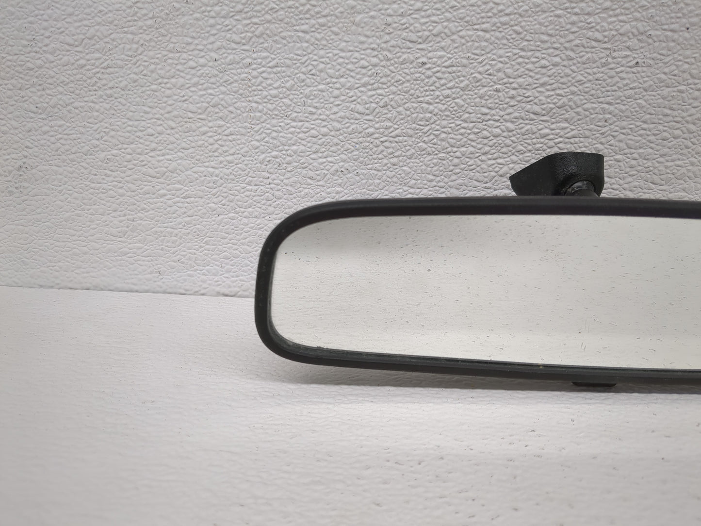 2018-2021 Hyundai Kona Interior Rear View Mirror Replacement OEM P/N:E13049848 Fits OEM Used Auto Parts - Oemusedautoparts1.