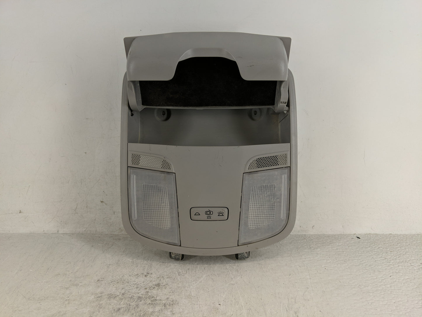 2018-2022 Hyundai Kona Overhead Roof Console 1188802 - Oemusedautoparts1.com