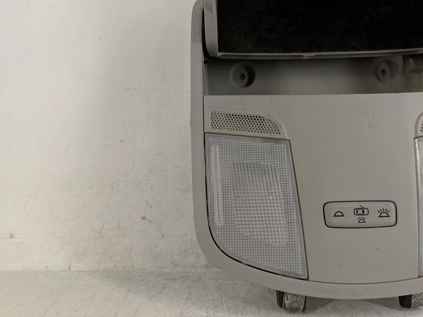 2018-2022 Hyundai Kona Overhead Roof Console 1188802 - Oemusedautoparts1.com
