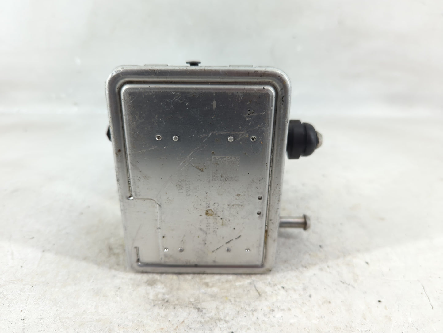 2018-2021 Hyundai Kona ABS Pump Control Module Replacement P/N:58900-J9100 Fits Fits 2018 2019 2020 2021 OEM Used Auto Parts