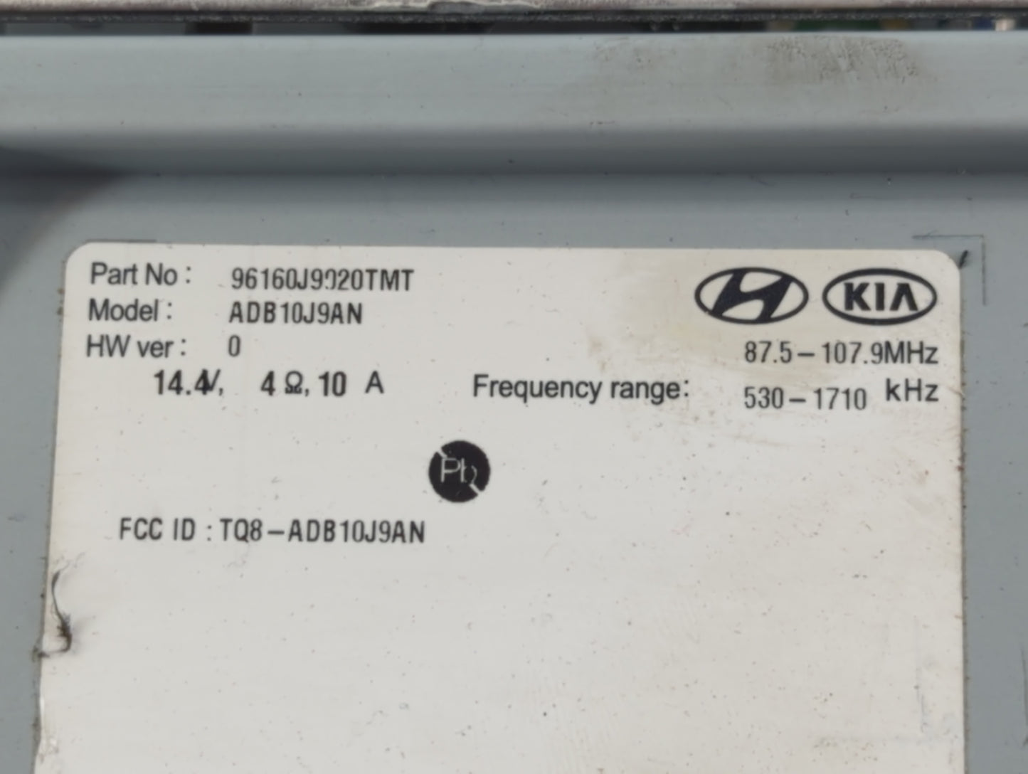 2018-2021 Hyundai Kona Radio AM FM Cd Player Receiver Replacement P/N:96160J9020TMT Fits Fits 2018 2019 2020 2021 OEM Used A