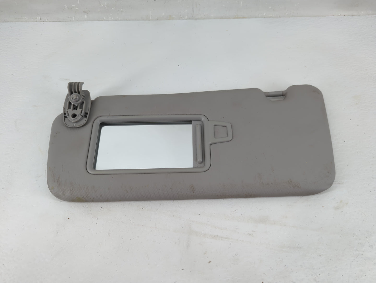 2018-2021 Hyundai Kona Sun Visor Shade Replacement Driver Left Mirror Fits Fits 2018 2019 2020 2021 OEM Used Auto Parts - Oe