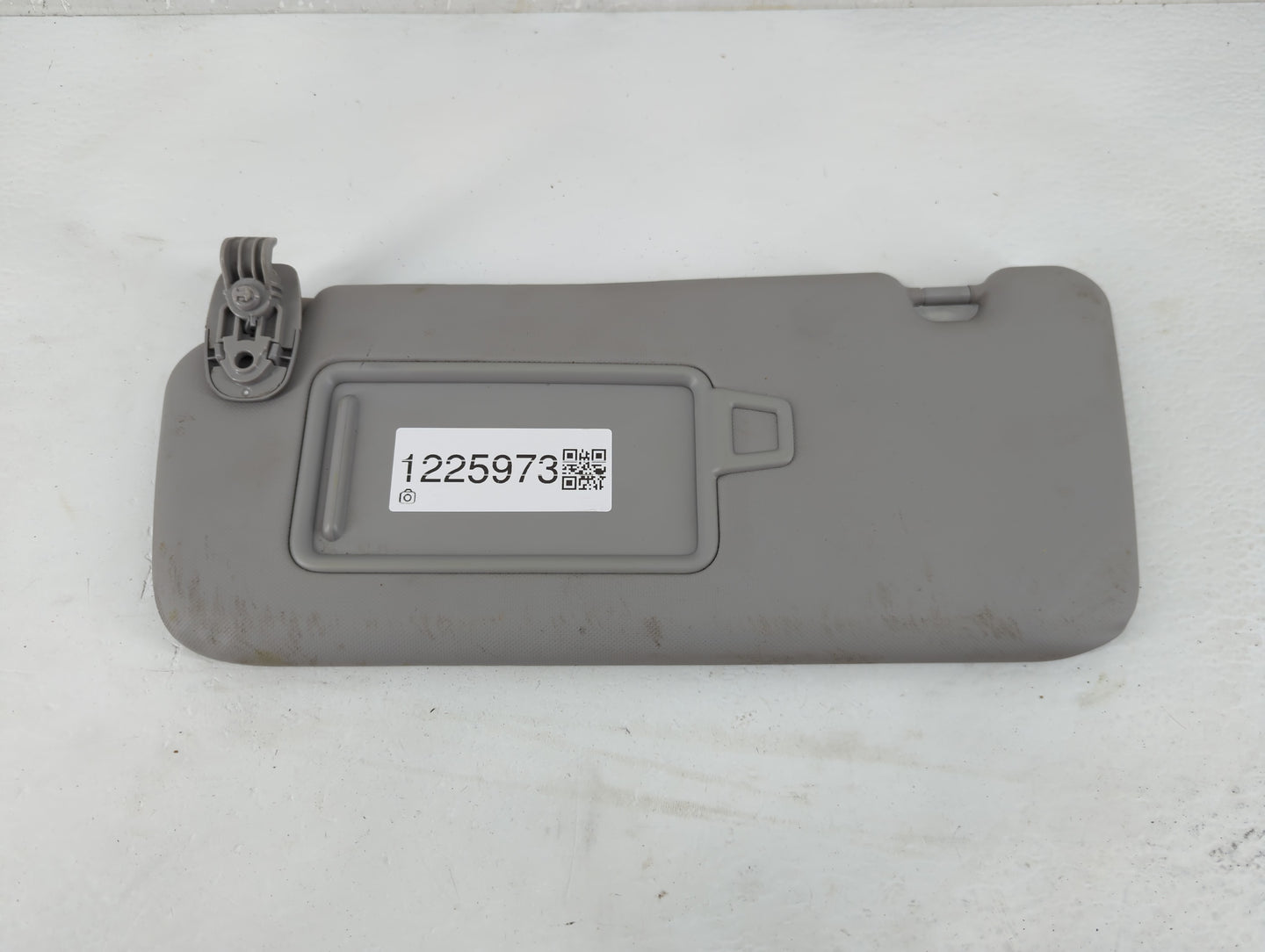 2018-2021 Hyundai Kona Sun Visor Shade Replacement Driver Left Mirror Fits Fits 2018 2019 2020 2021 OEM Used Auto Parts - Oe
