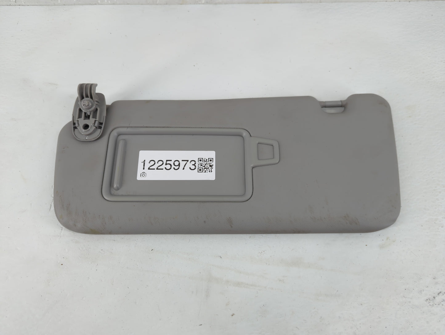 2018-2021 Hyundai Kona Sun Visor Shade Replacement Driver Left Mirror Fits Fits 2018 2019 2020 2021 OEM Used Auto Parts - Oe