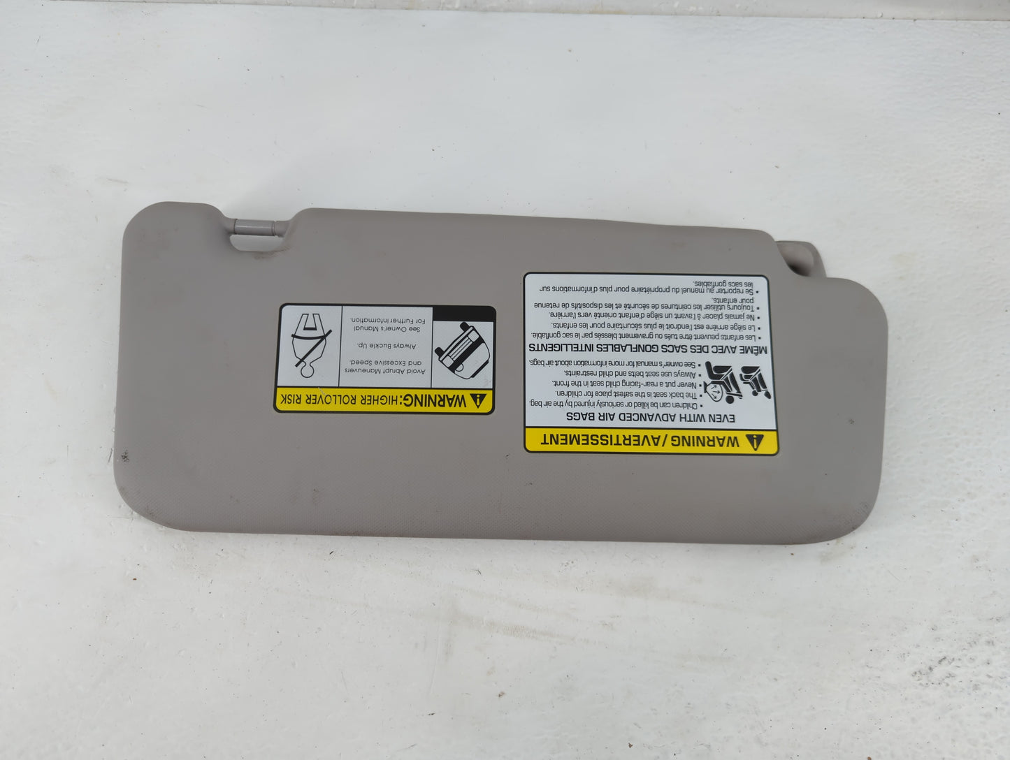 2018-2021 Hyundai Kona Sun Visor Shade Replacement Driver Left Mirror Fits Fits 2018 2019 2020 2021 OEM Used Auto Parts - Oe