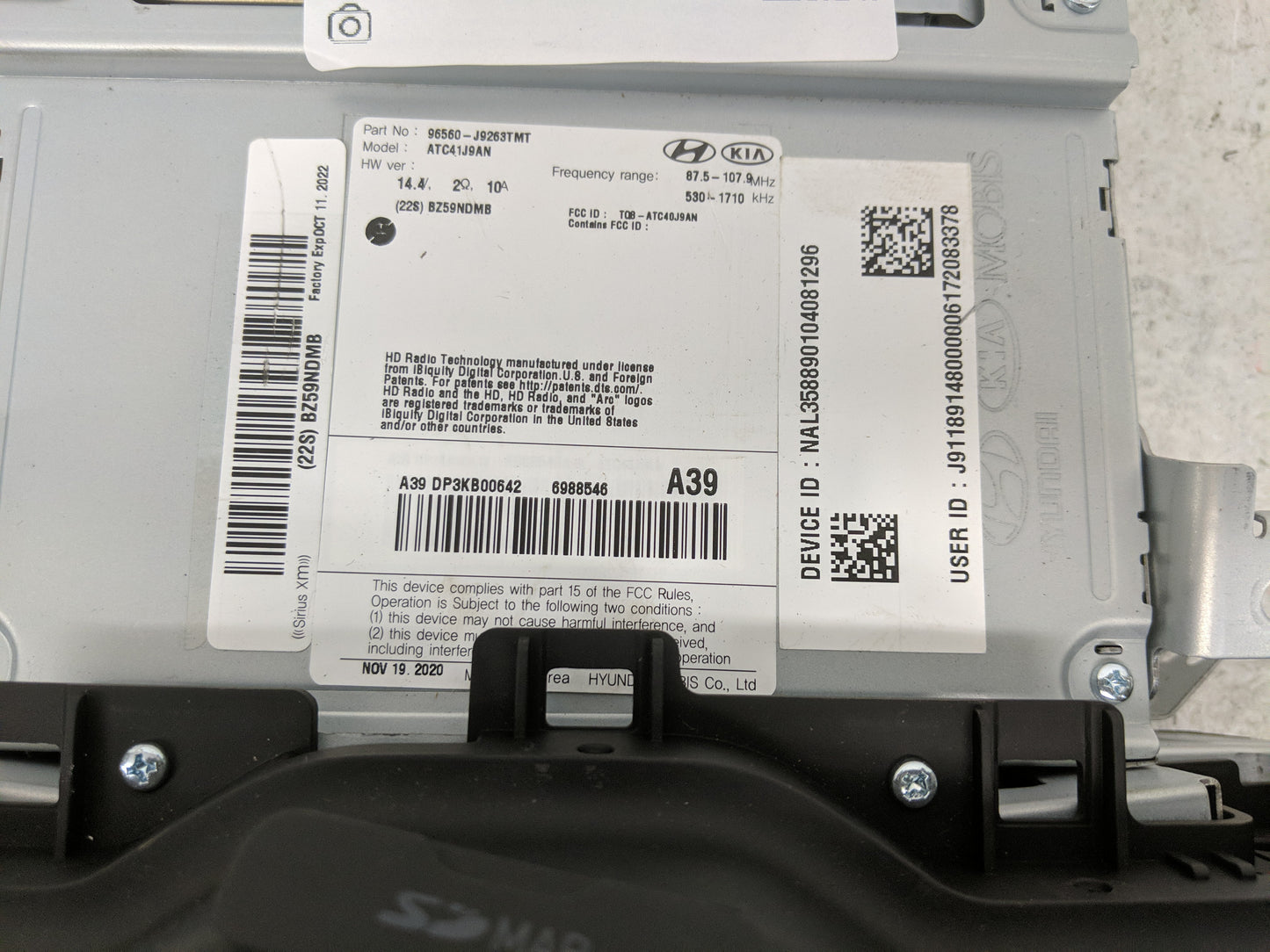 2021 Hyundai Kona Radio AM FM Cd Player Receiver Replacement P/N:96560-J9263TMT Fits OEM Used Auto Parts - Oemusedautoparts1