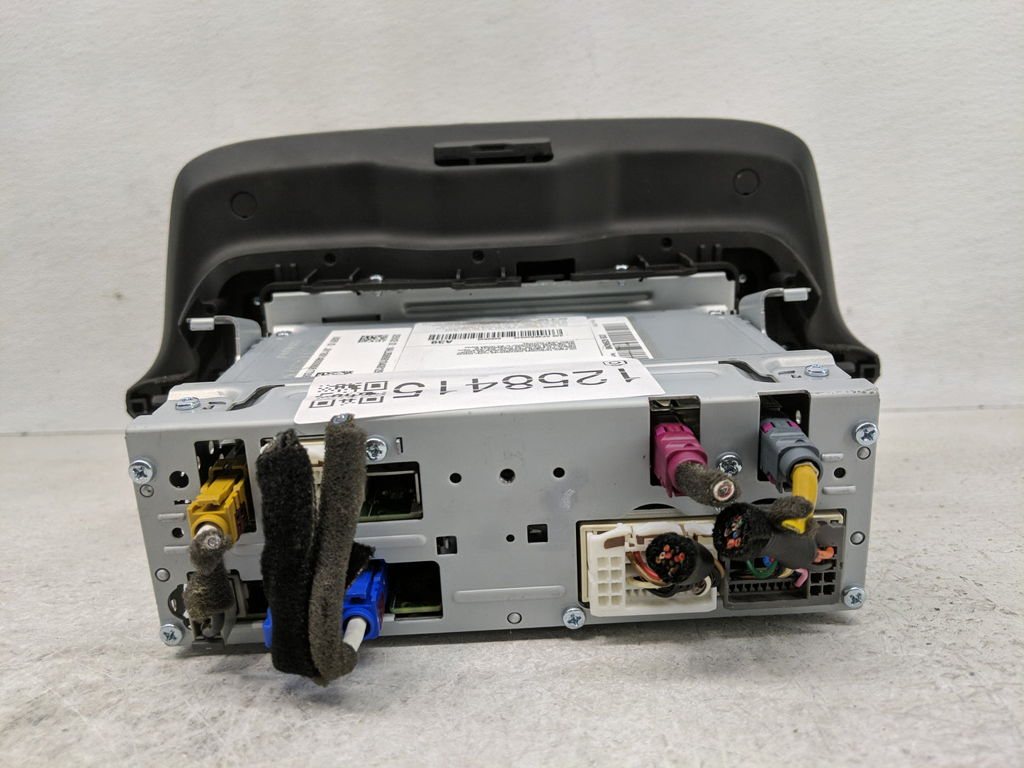 2021 Hyundai Kona Radio AM FM Cd Player Receiver Replacement P/N:96560-J9263TMT Fits OEM Used Auto Parts - Oemusedautoparts1