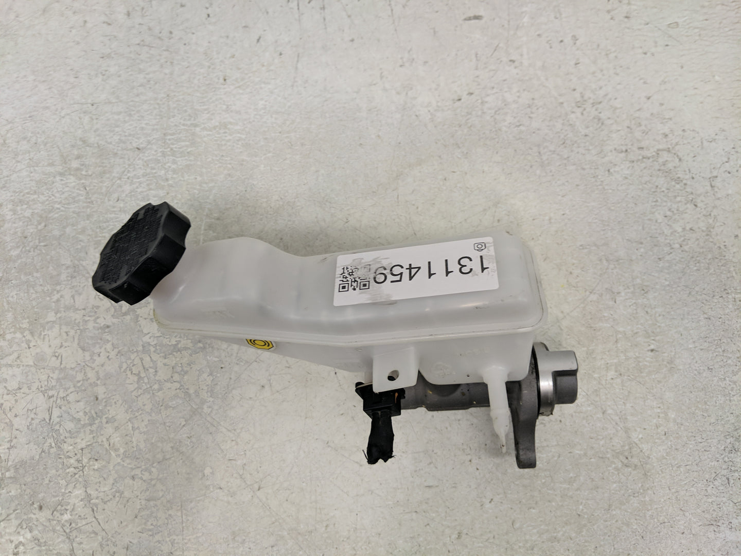 2018-2021 Hyundai Kona Brake Master Cylinder - Oemusedautoparts1.com