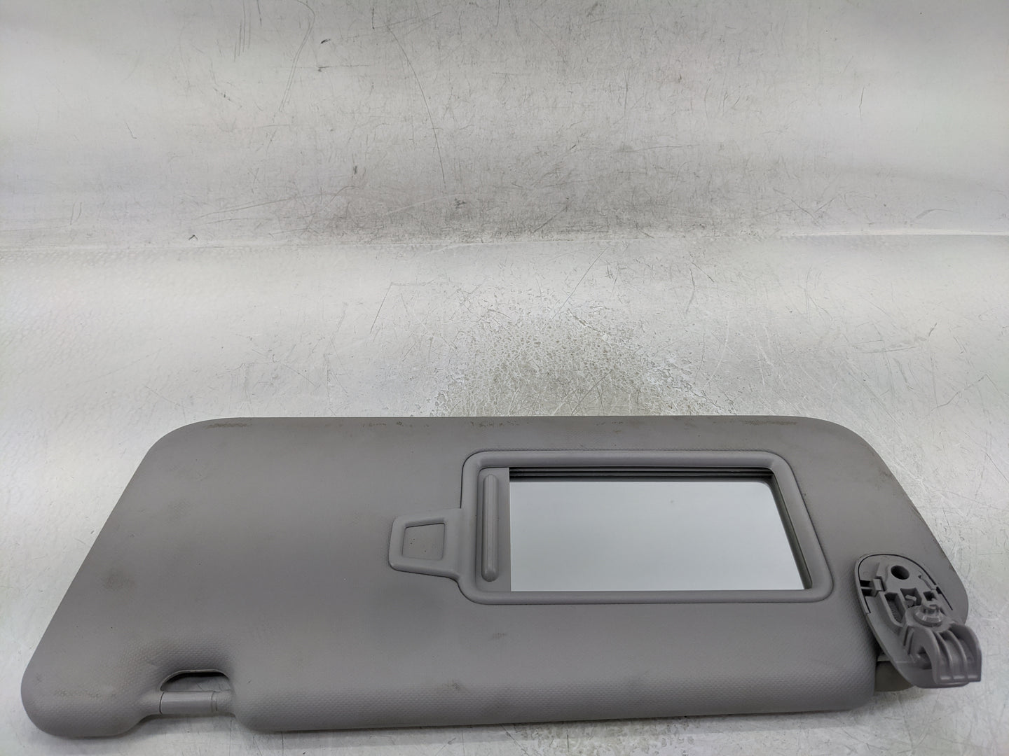 2018-2021 Hyundai Kona Sun Visor Shade Replacement Driver Left Mirror Fits Fits 2018 2019 2020 2021 OEM Used Auto Parts - Oe