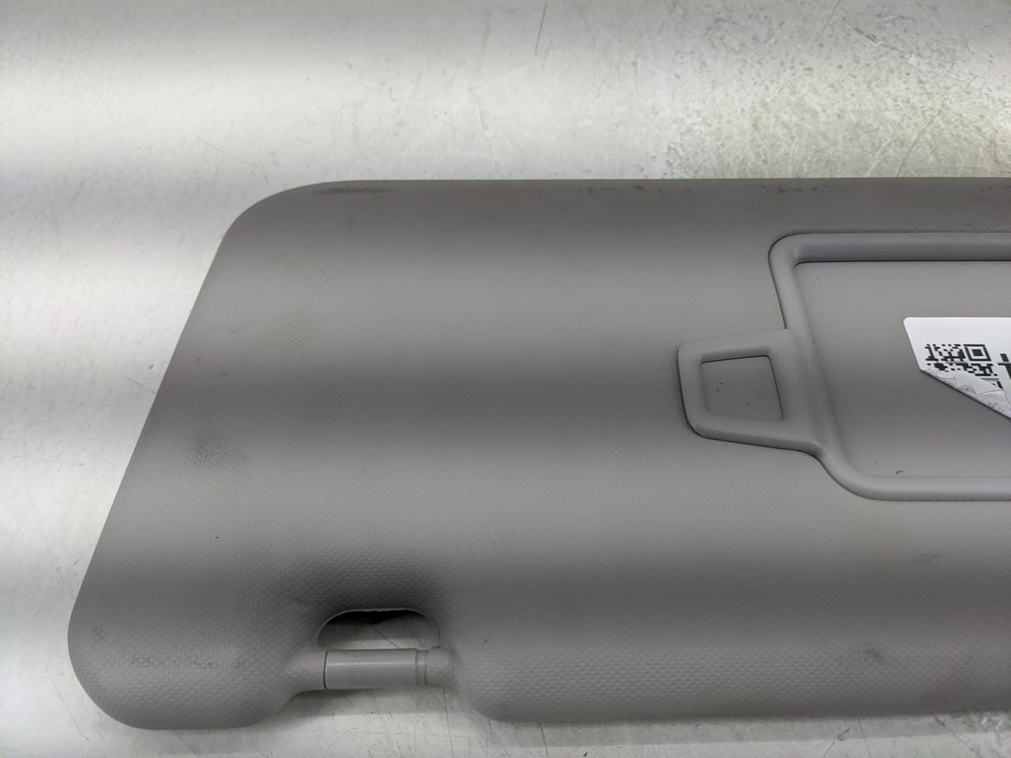 2018-2021 Hyundai Kona Sun Visor Shade Replacement Driver Left Mirror Fits Fits 2018 2019 2020 2021 OEM Used Auto Parts - Oe