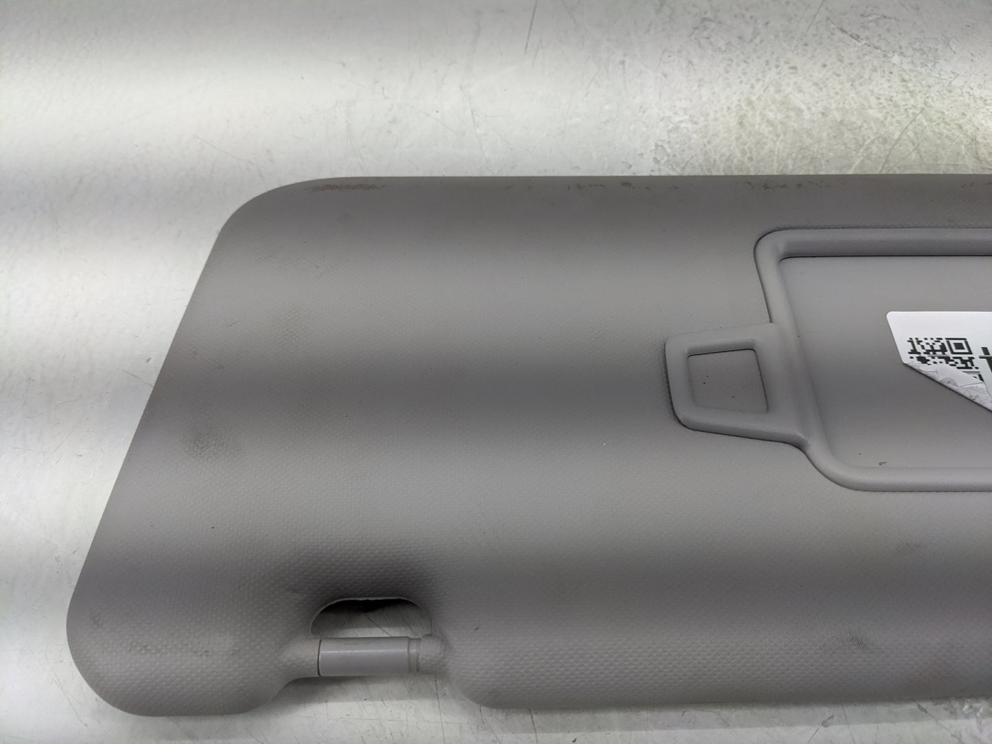 2018-2021 Hyundai Kona Sun Visor Shade Replacement Driver Left Mirror Fits Fits 2018 2019 2020 2021 OEM Used Auto Parts - Oe