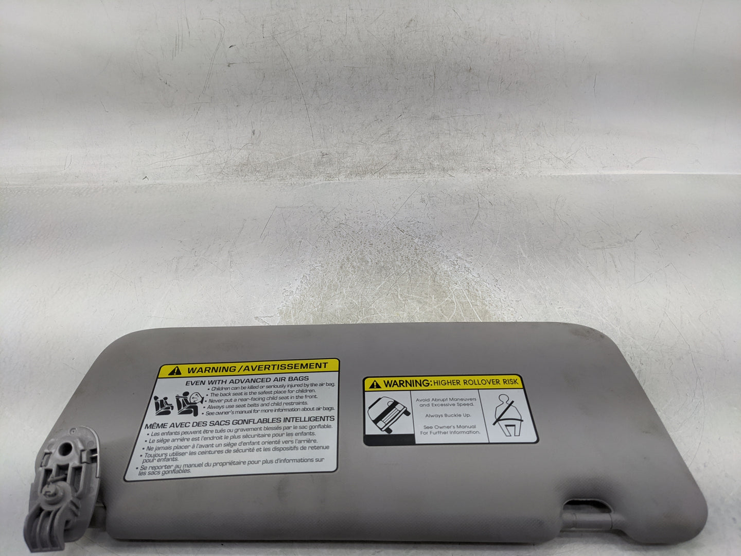 2018-2021 Hyundai Kona Sun Visor Shade Replacement Driver Left Mirror Fits Fits 2018 2019 2020 2021 OEM Used Auto Parts - Oe