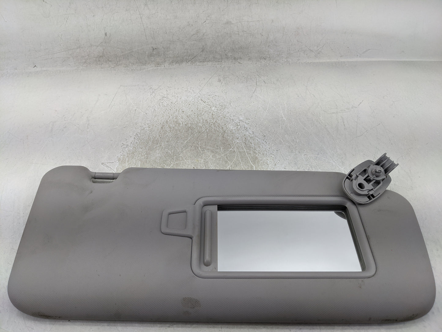 2018-2021 Hyundai Kona Sun Visor Shade Replacement Passenger Right Mirror Fits Fits 2018 2019 2020 2021 OEM Used Auto Parts 