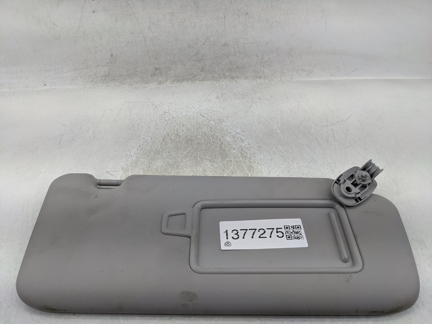 2018-2021 Hyundai Kona Sun Visor Shade Replacement Passenger Right Mirror Fits Fits 2018 2019 2020 2021 OEM Used Auto Parts 