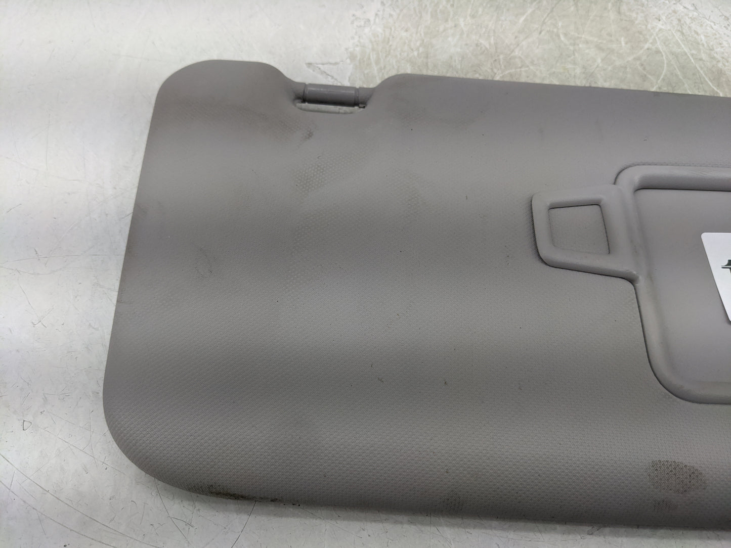 2018-2021 Hyundai Kona Sun Visor Shade Replacement Passenger Right Mirror Fits Fits 2018 2019 2020 2021 OEM Used Auto Parts 