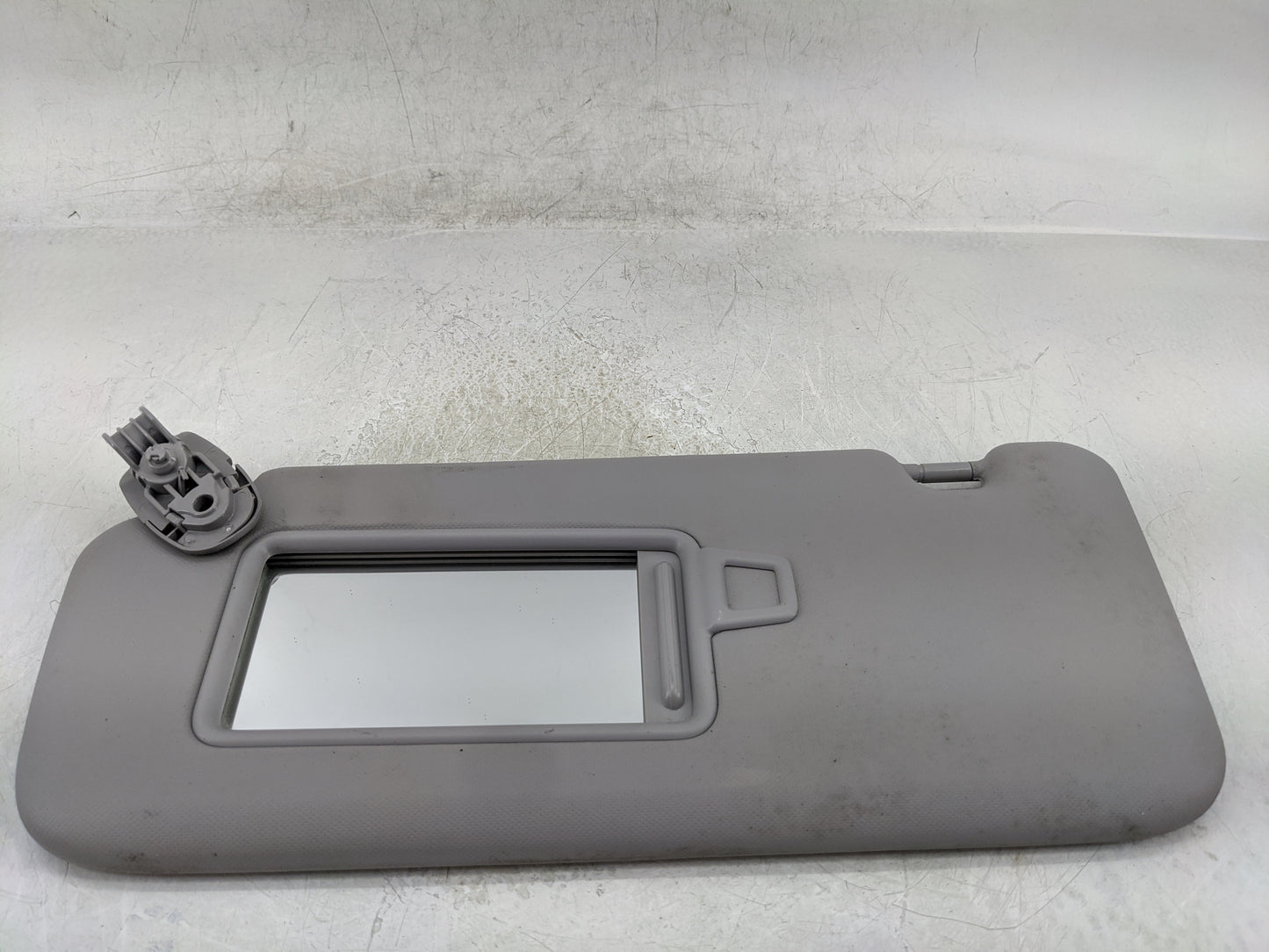 2018-2021 Hyundai Kona Sun Visor Shade Replacement Driver Left Mirror Fits Fits 2018 2019 2020 2021 OEM Used Auto Parts - Oe