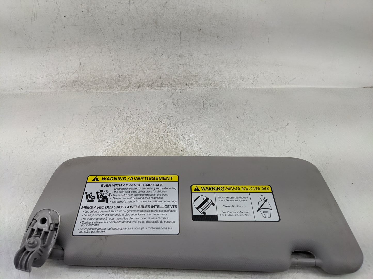 2018-2021 Hyundai Kona Sun Visor Shade Replacement Driver Left Mirror Fits Fits 2018 2019 2020 2021 OEM Used Auto Parts - Oe