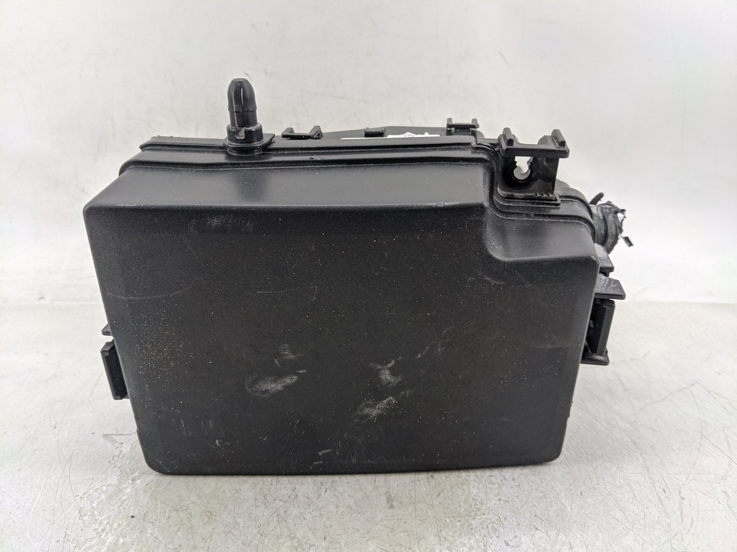 2018-2021 Hyundai Kona Fusebox Fuse Box Panel Relay Module Fits Fits 2018 2019 2020 2021 OEM Used Auto Parts - Oemusedautopa