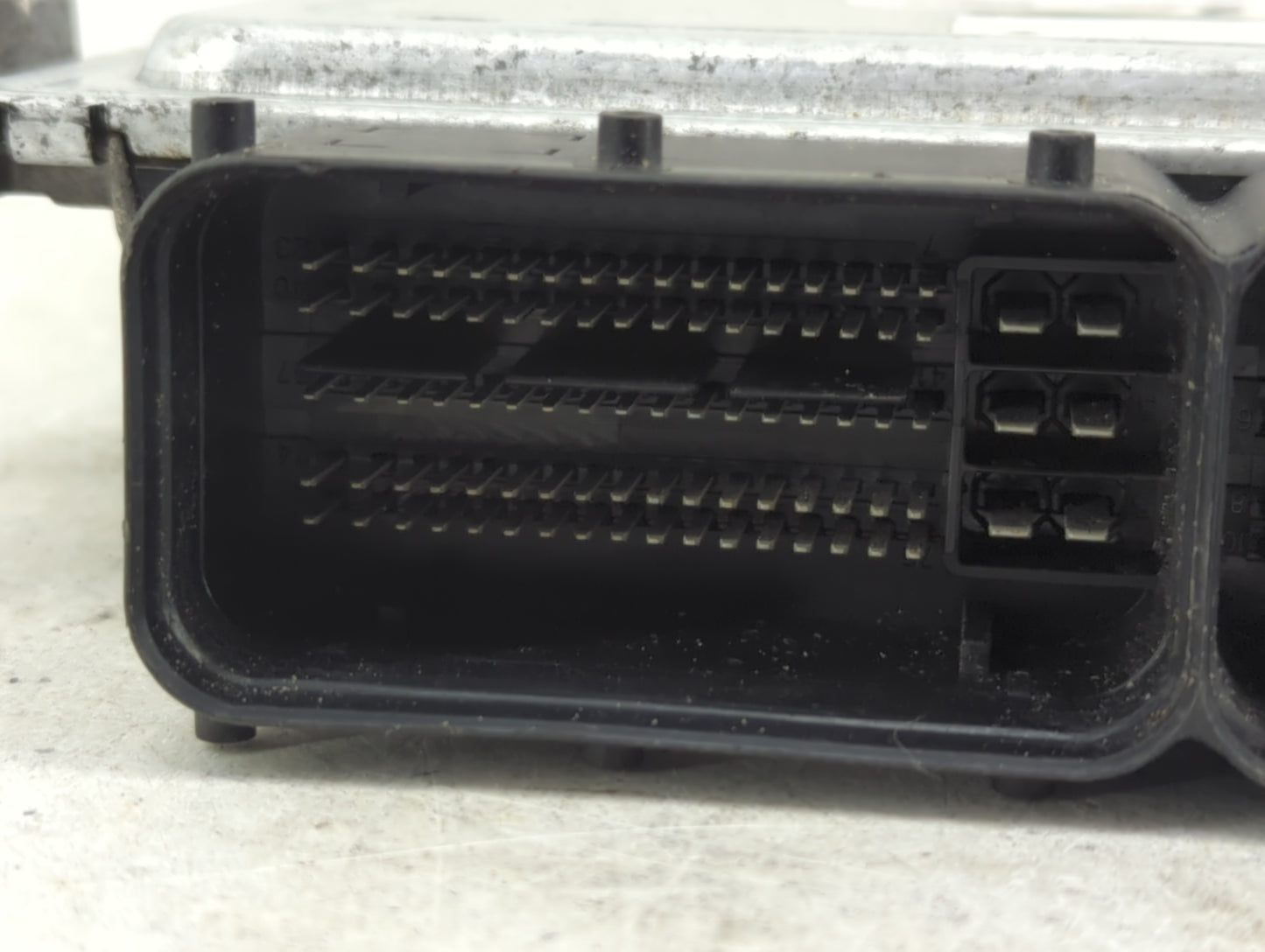 2020-2021 Hyundai Kona PCM Engine Control Computer ECU ECM PCU OEM P/N:39173-2ESE3 Fits Fits 2020 2021 OEM Used Auto Parts -