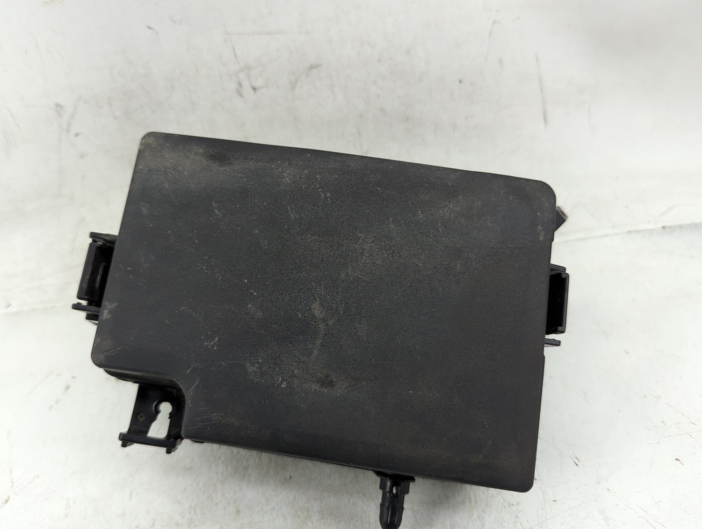 2018-2021 Hyundai Kona Fusebox Fuse Box Panel Relay Module P/N:91956-J9520 Fits Fits 2018 2019 2020 2021 OEM Used Auto Parts