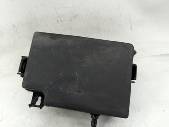 compare product 2018-2021 Hyundai Kona Fusebox Fuse Box Panel Relay Module P/N:91956-J9520 Fits Fits 2018 2019 2020 2021 OEM Used Auto Parts