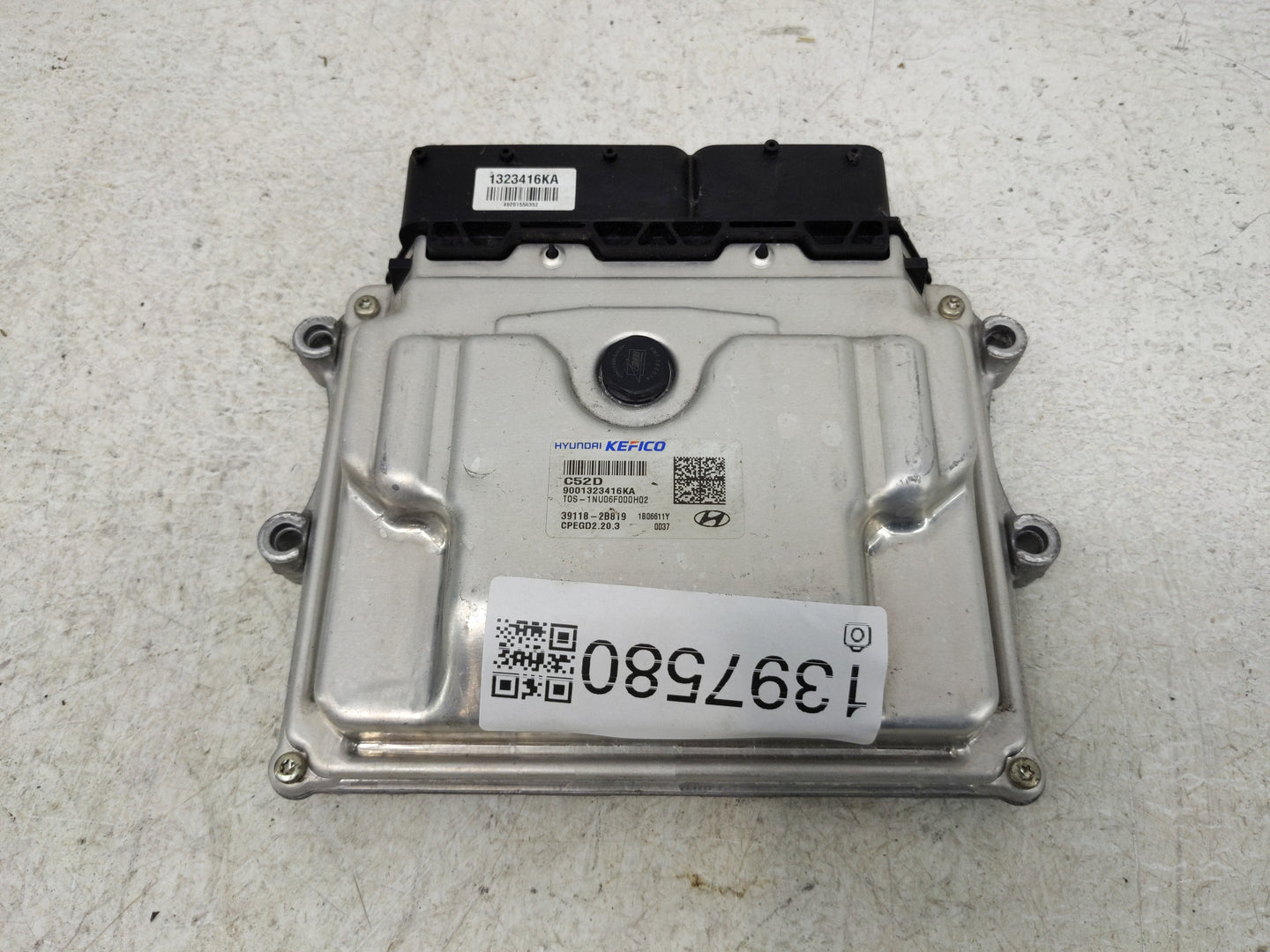 2020-2021 Hyundai Kona PCM Engine Control Computer ECU ECM PCU OEM P/N:39118-2B819 Fits Fits 2020 2021 OEM Used Auto Parts -