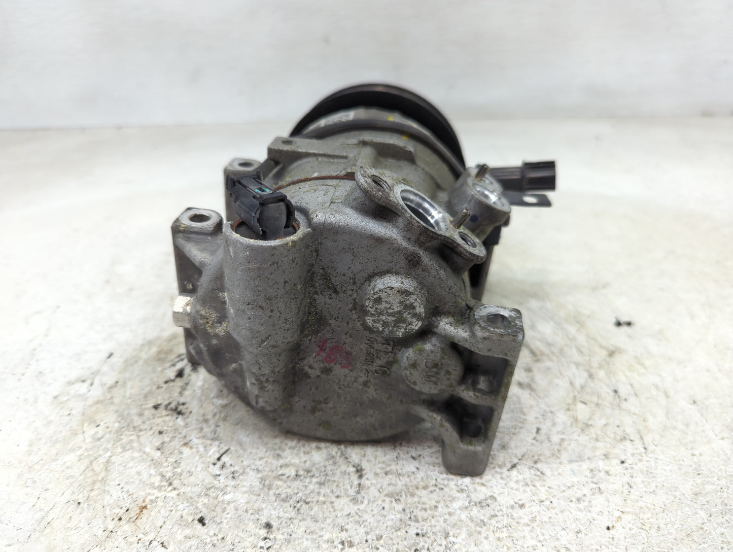 2018-2021 Hyundai Kona Air Conditioning A/c Ac Compressor Oem - Oemusedautoparts1.com