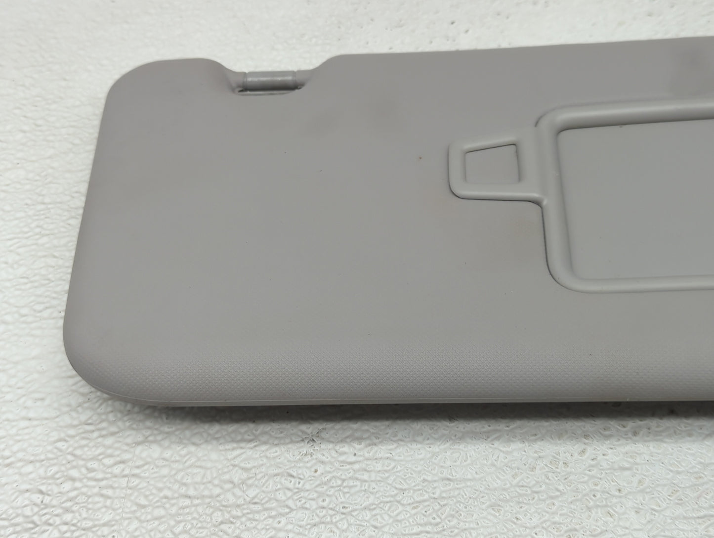 2018-2021 Hyundai Kona Sun Visor Shade Replacement Passenger Right Mirror Fits Fits 2018 2019 2020 2021 OEM Used Auto Parts 