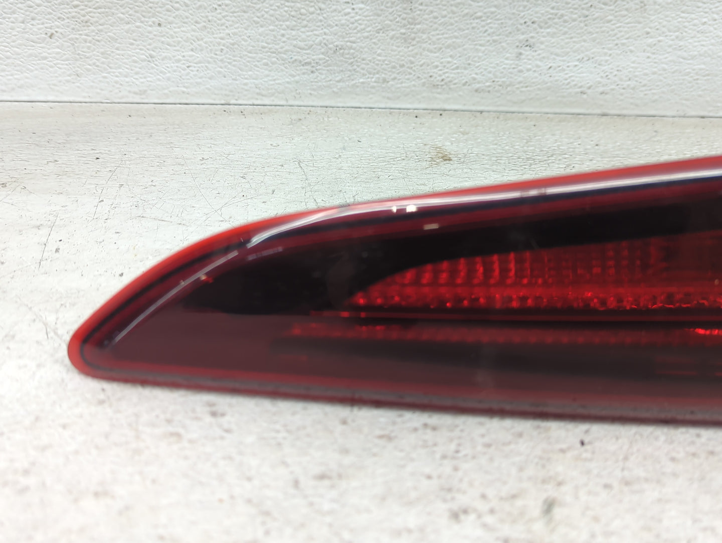 2018-2021 Hyundai Kona Tail Light Assembly Driver Left OEM P/N:92403J9000 92401J9010LH Fits Fits 2018 2019 2020 2021 OEM Use