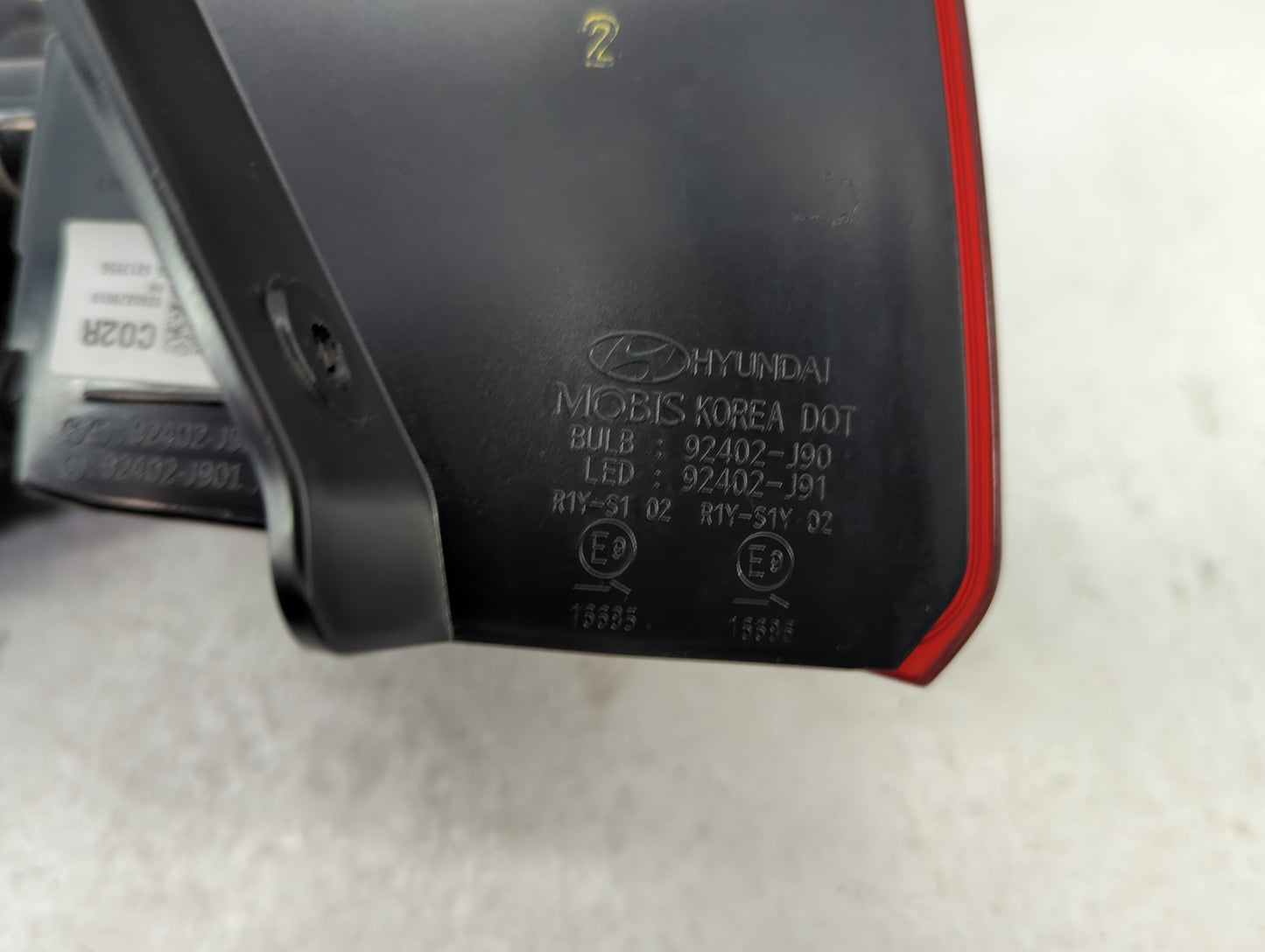 2018-2021 Hyundai Kona Tail Light Assembly Passenger Right OEM P/N:92402J9010 Fits Fits 2018 2019 2020 2021 OEM Used Auto Pa