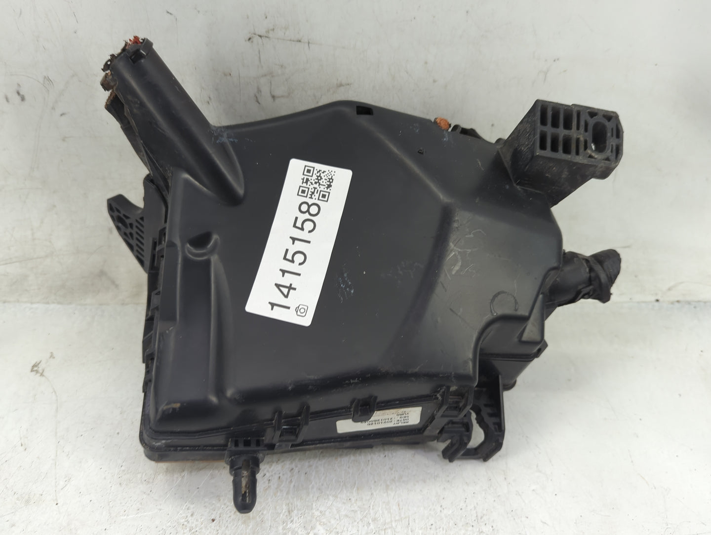 2018-2021 Hyundai Kona Fusebox Fuse Box Panel Relay Module P/N:91229-J9511 Fits Fits 2018 2019 2020 2021 OEM Used Auto Parts