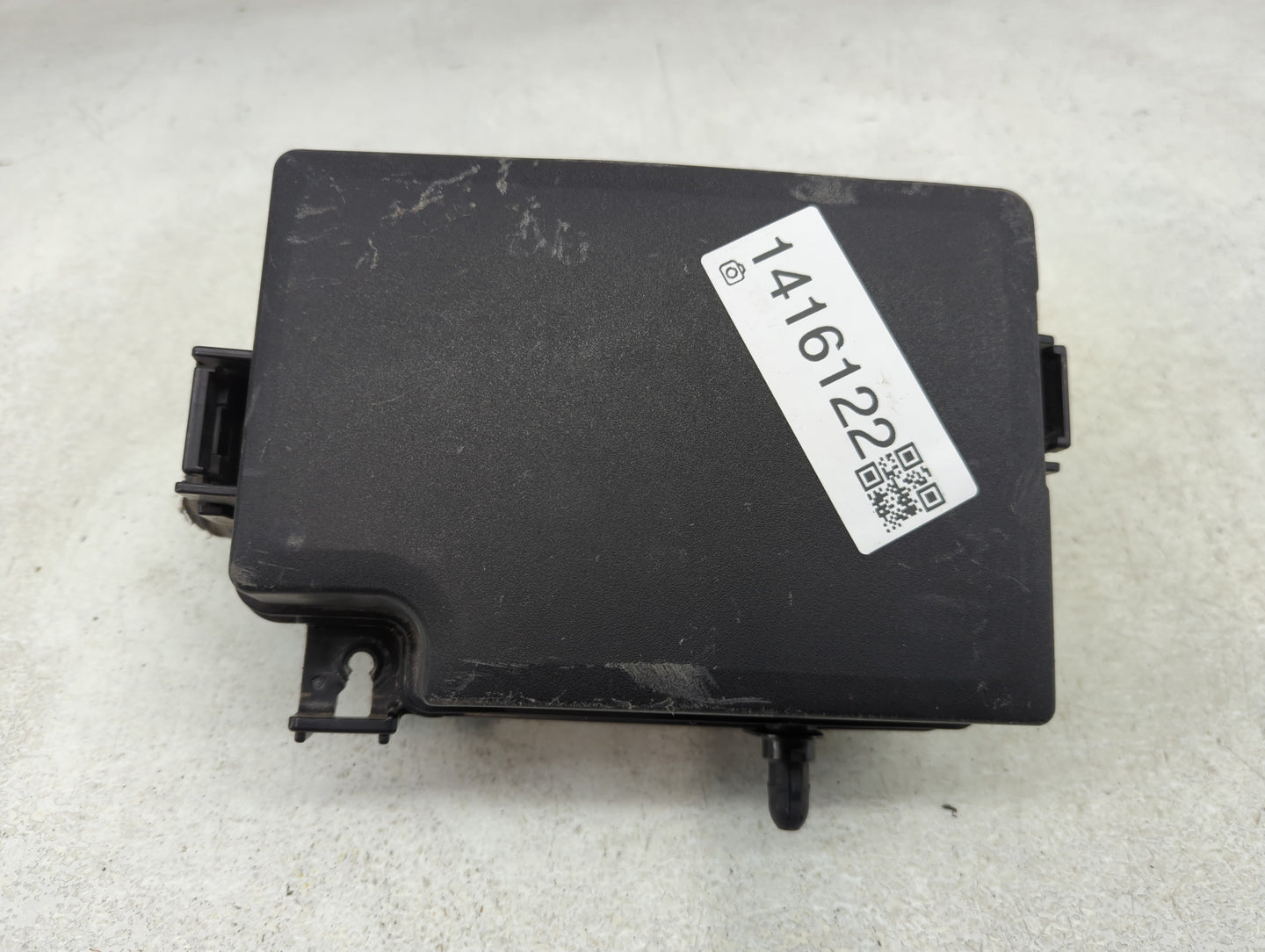 2018-2021 Hyundai Kona Fusebox Fuse Box Panel Relay Module P/N:91956-J9520 Fits Fits 2018 2019 2020 2021 OEM Used Auto Parts