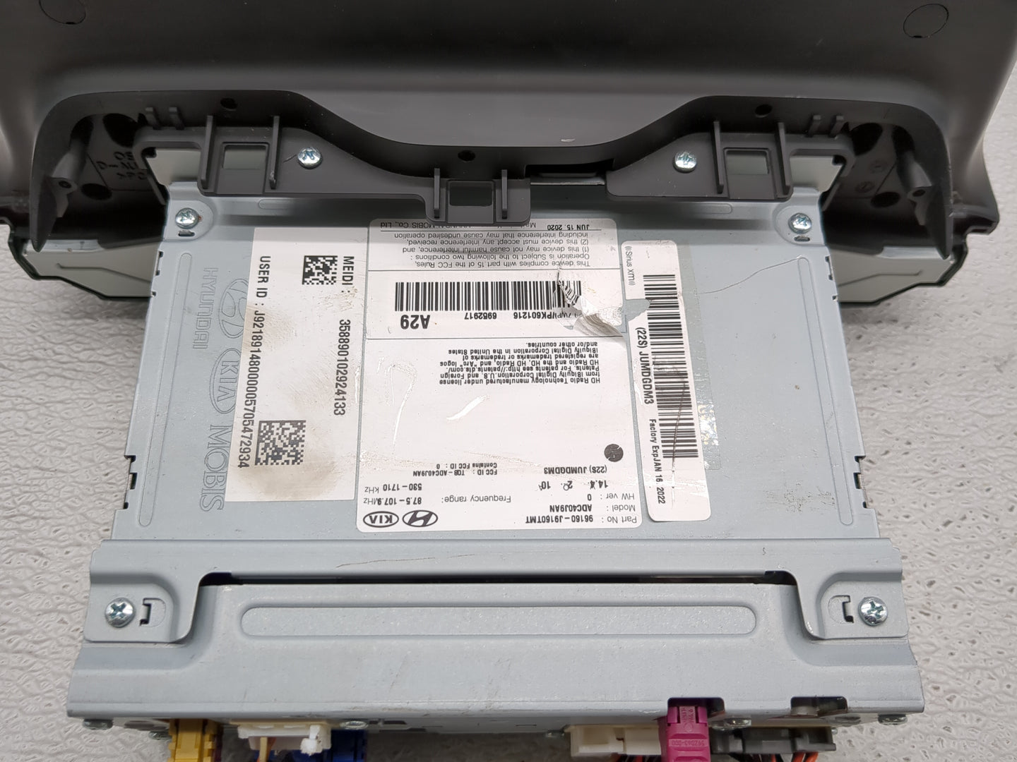 2019-2021 Hyundai Kona Radio AM FM Cd Player Receiver Replacement P/N:96160-J9160TMT Fits Fits 2019 2020 2021 OEM Used Auto 