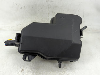 compare product 2018-2021 Hyundai Kona Fusebox Fuse Box Panel Relay Module P/N:18981-09010 18980-10110, 18980-10100 Fits Fits 2018 2019 2020 2021 OEM Used Auto Parts