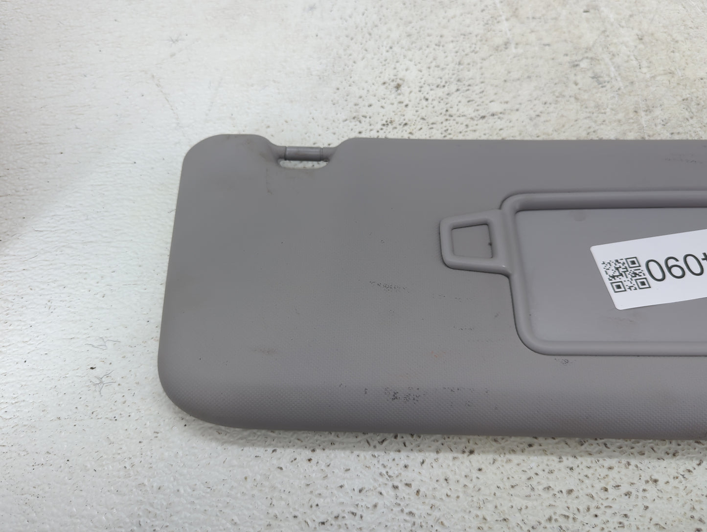 2018-2021 Hyundai Kona Sun Visor Shade Replacement Passenger Right Mirror Fits Fits 2018 2019 2020 2021 OEM Used Auto Parts 