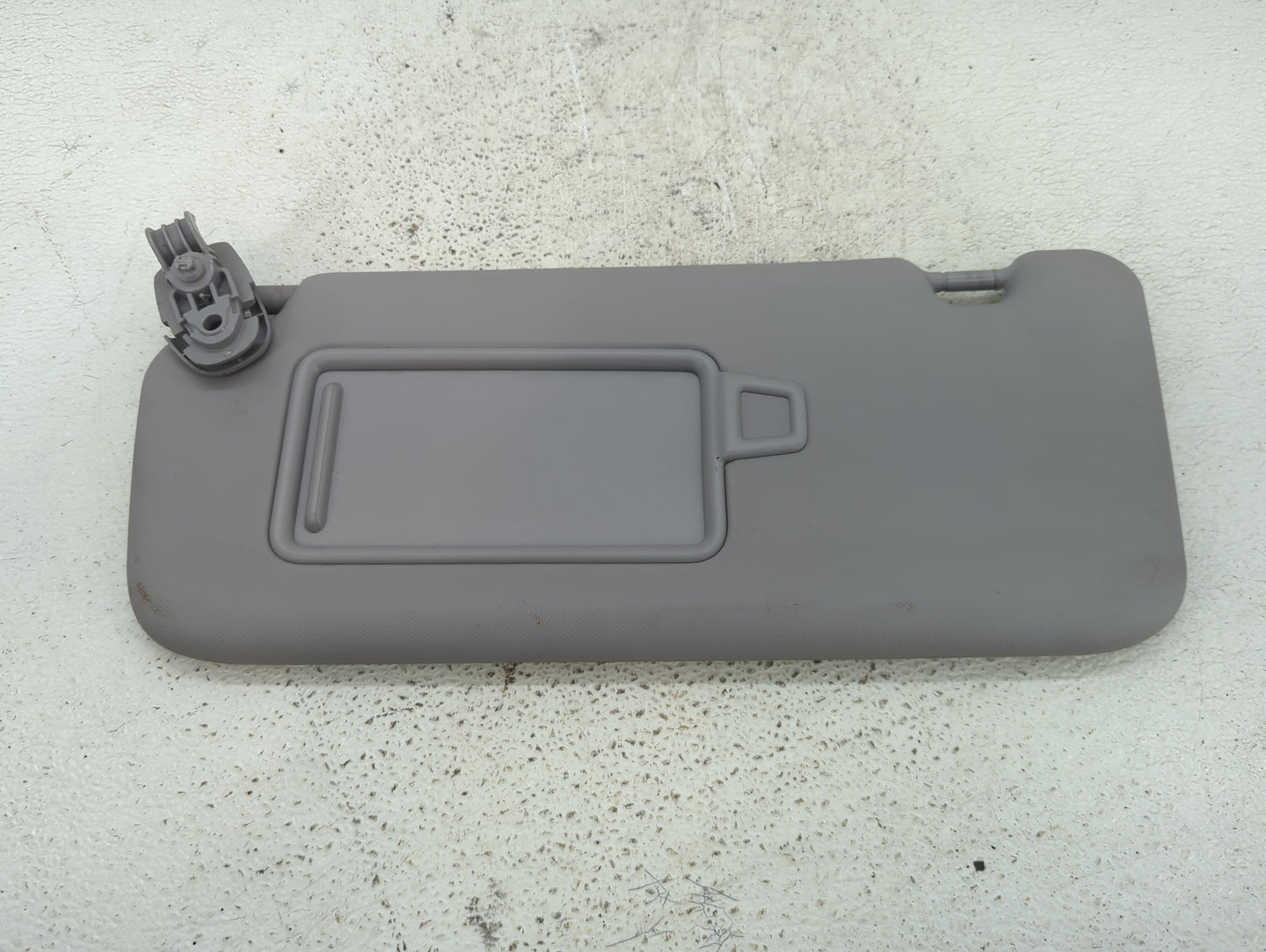 2018-2021 Hyundai Kona Sun Visor Shade Replacement Driver Left Mirror Fits Fits 2018 2019 2020 2021 OEM Used Auto Parts - Oe