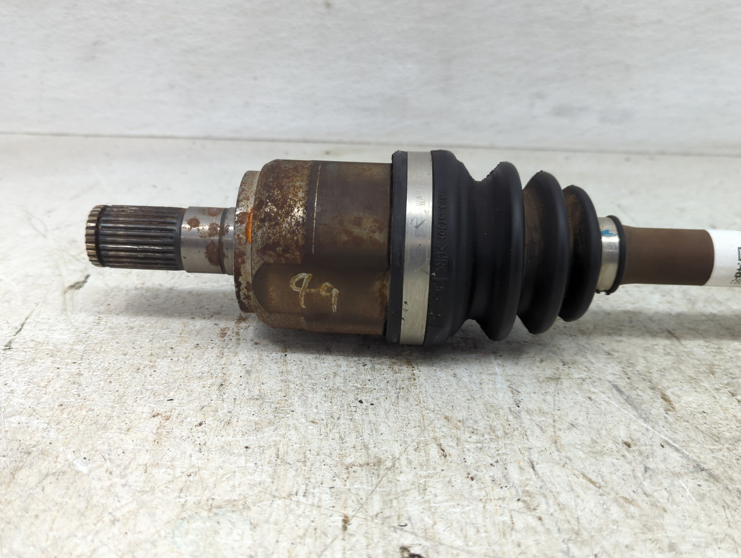 2018-2021 Hyundai Kona Axle Shaft Front Driver Cv C/v - Oemusedautoparts1.com