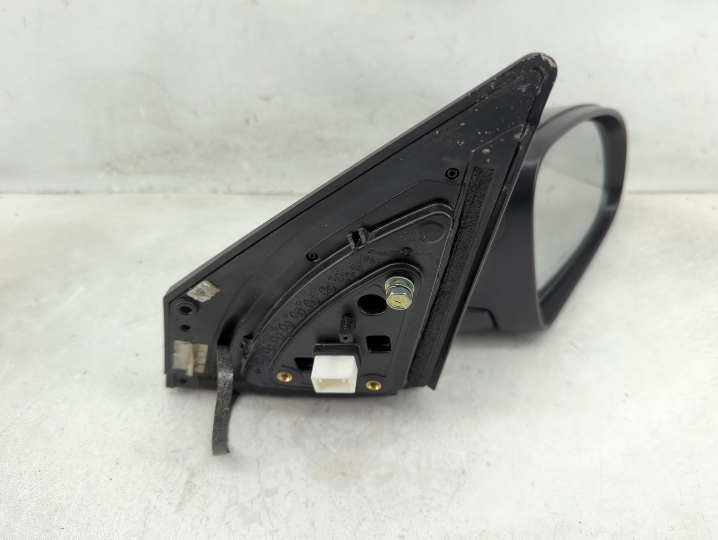 2018-2021 Hyundai Kona Passenger Right Side View Manual Door Mirror - Oemusedautoparts1.com