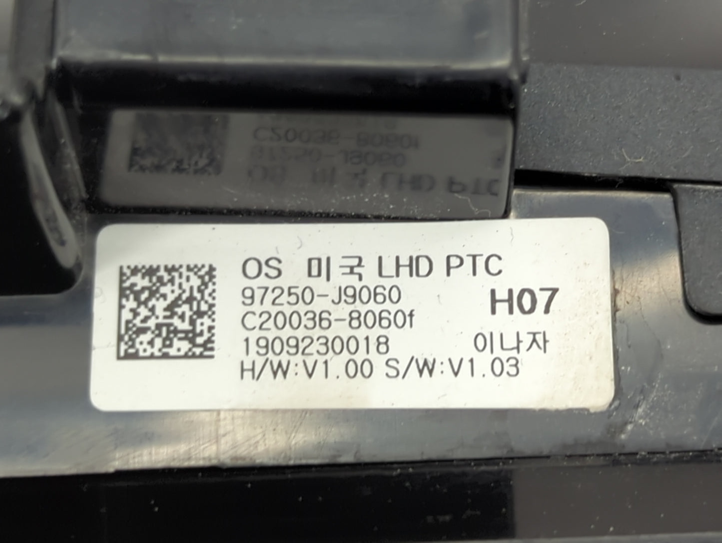 2018-2021 Hyundai Kona Climate Control Module Temperature AC/Heater Replacement P/N:97250-J9070 Fits Fits 2018 2019 2020 202