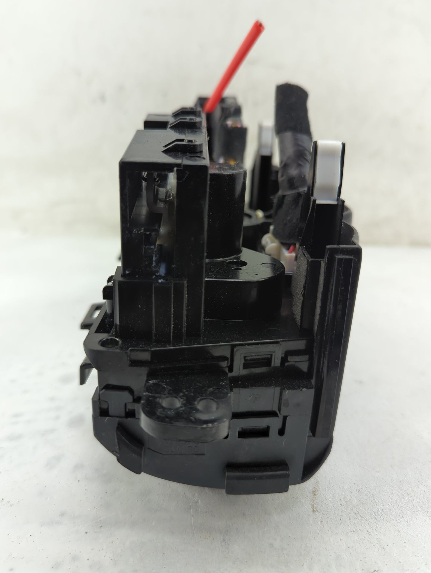 2018-2021 Hyundai Kona Climate Control Module Temperature AC/Heater Replacement P/N:97250-J9070 Fits Fits 2018 2019 2020 202