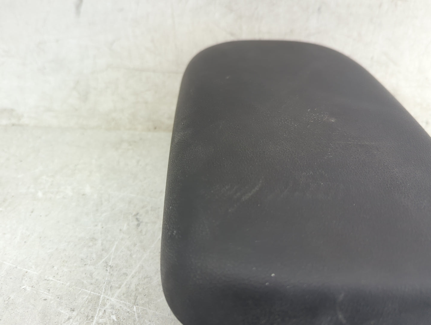 2021 Hyundai Kona Center Console Armrest Cover Lid Fits OEM Used Auto Parts - Oemusedautoparts1.com