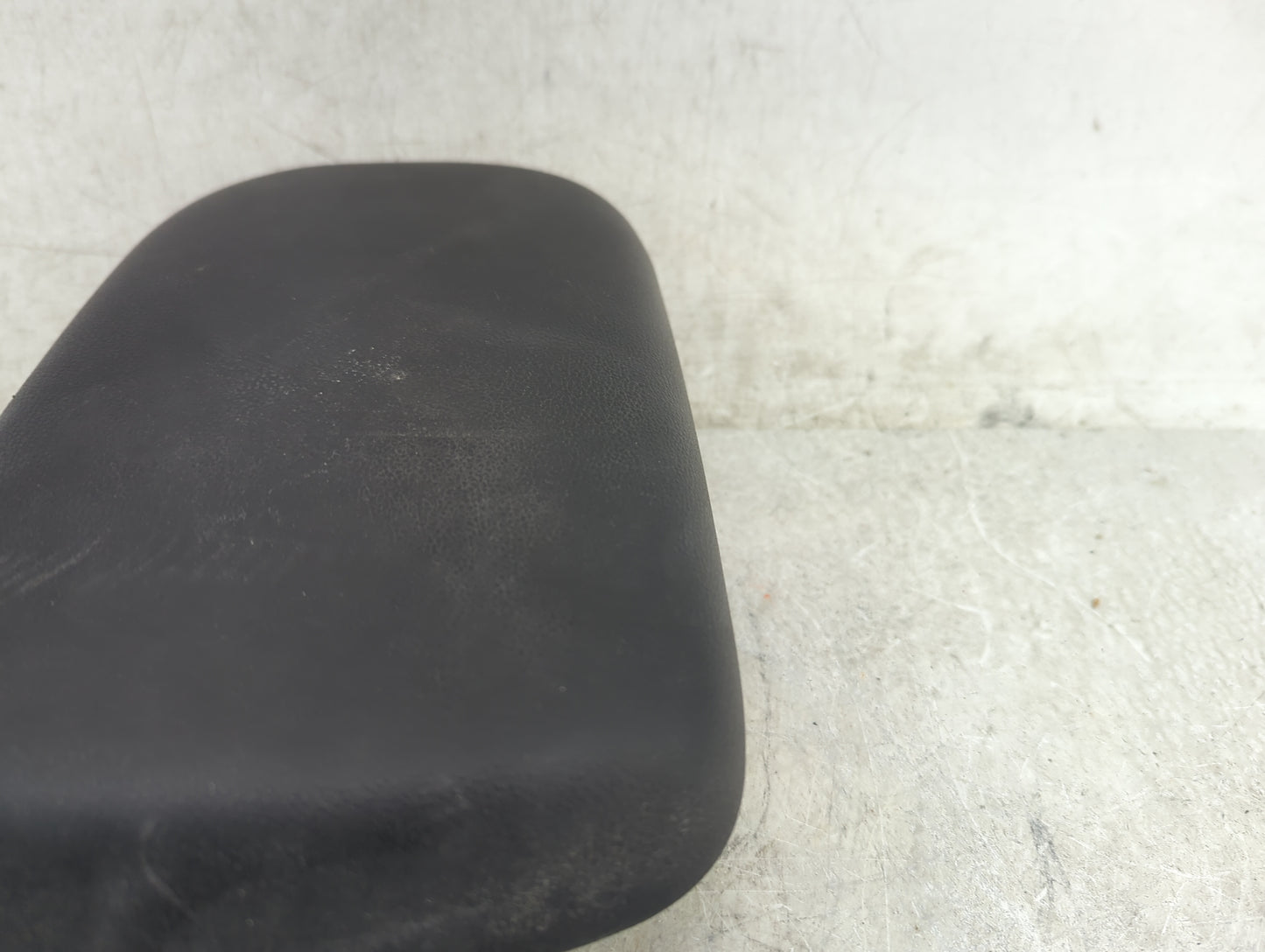 2021 Hyundai Kona Center Console Armrest Cover Lid Fits OEM Used Auto Parts - Oemusedautoparts1.com