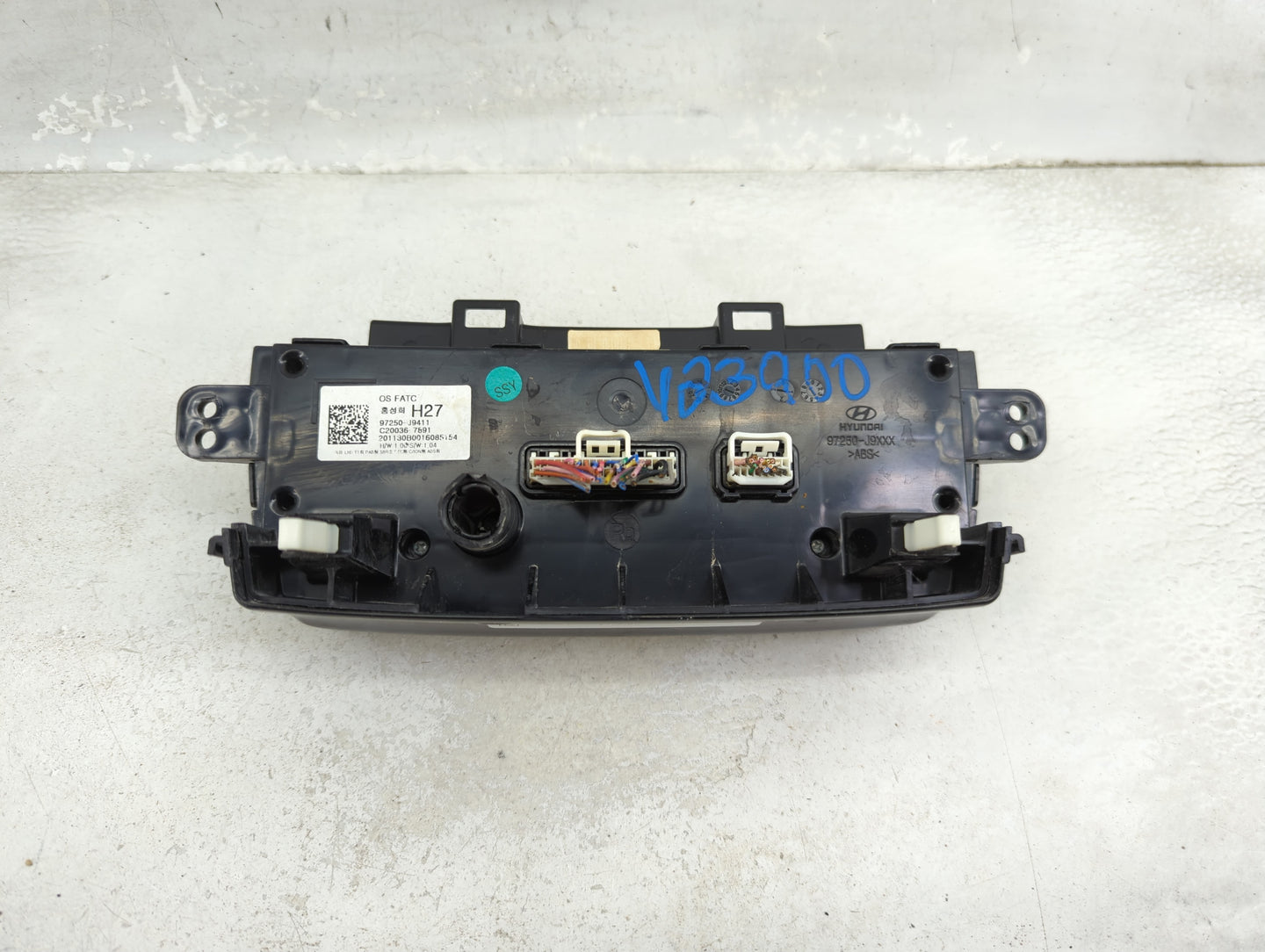 2018-2021 Hyundai Kona Climate Control Module Temperature AC/Heater Replacement P/N:97250-J9411 Fits Fits 2018 2019 2020 202