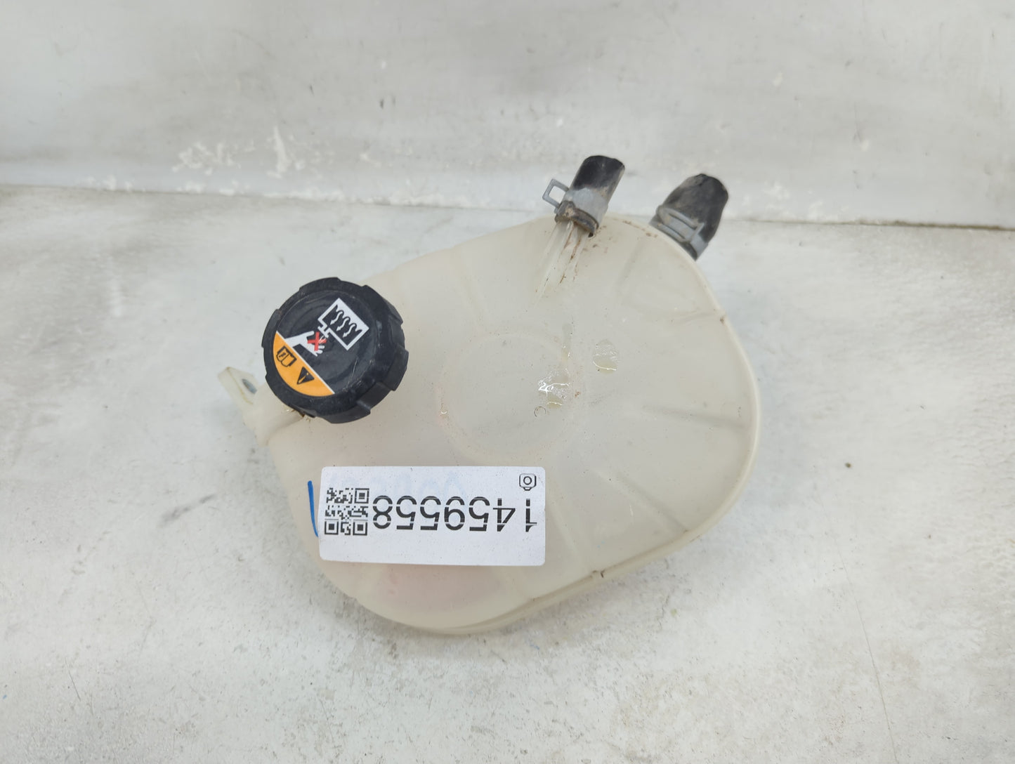2021 Hyundai Kona Radiator Coolant Overflow Expansion Tank Bottle - Oemusedautoparts1.com