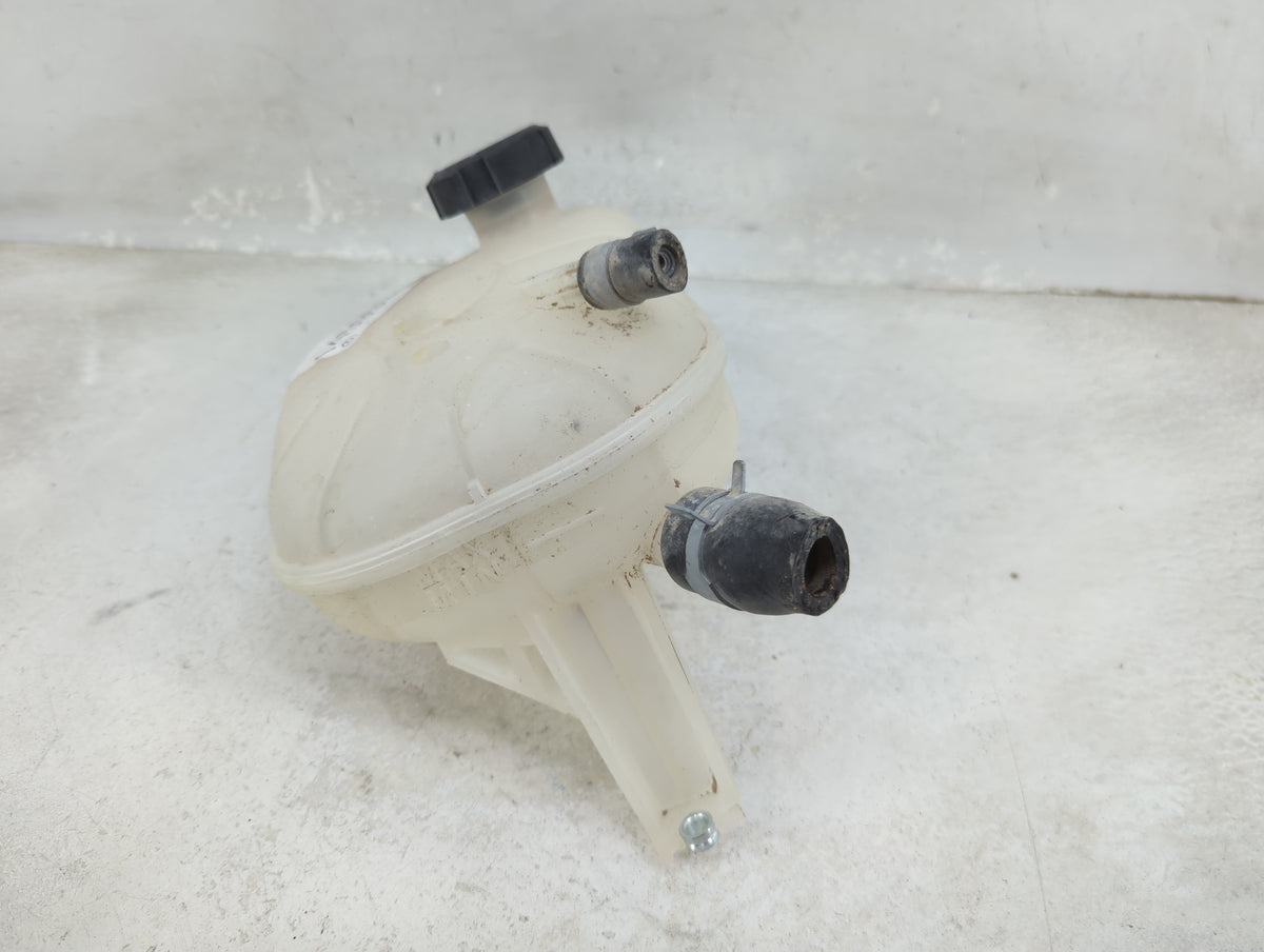 2018-2021 Hyundai Kona Radiator Coolant Overflow Expansion Tank Bottle - Oemusedautoparts1.com