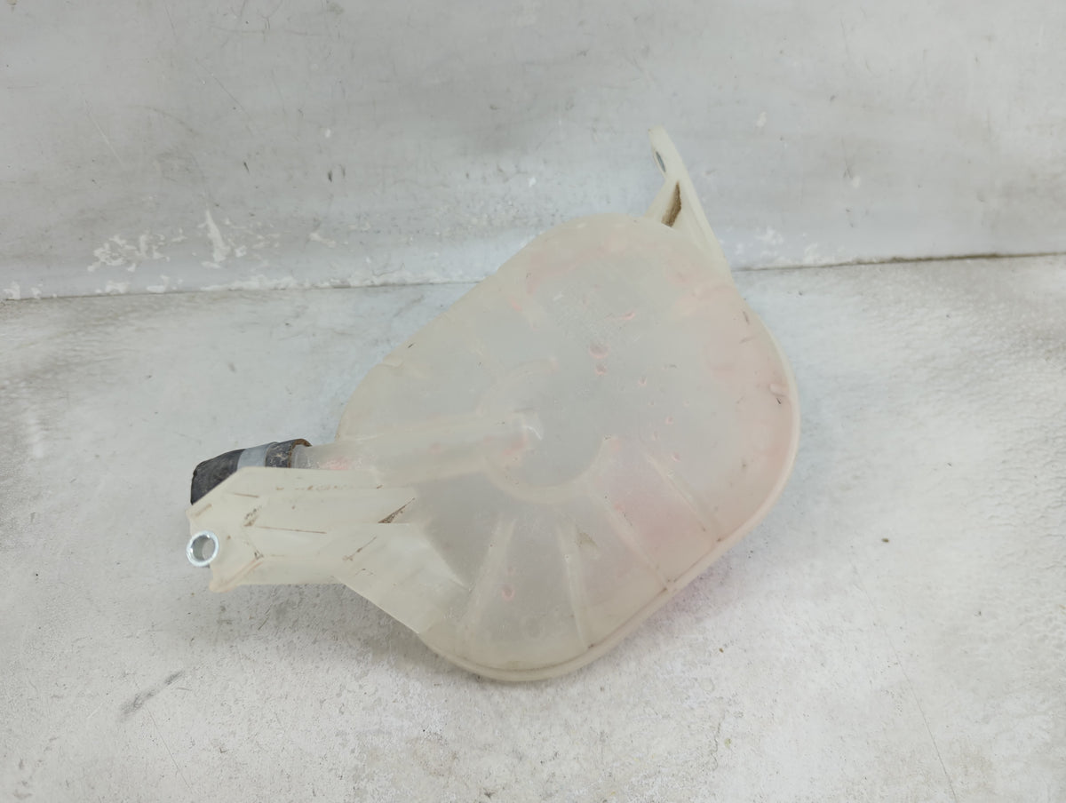 2018-2021 Hyundai Kona Radiator Coolant Overflow Expansion Tank Bottle - Oemusedautoparts1.com