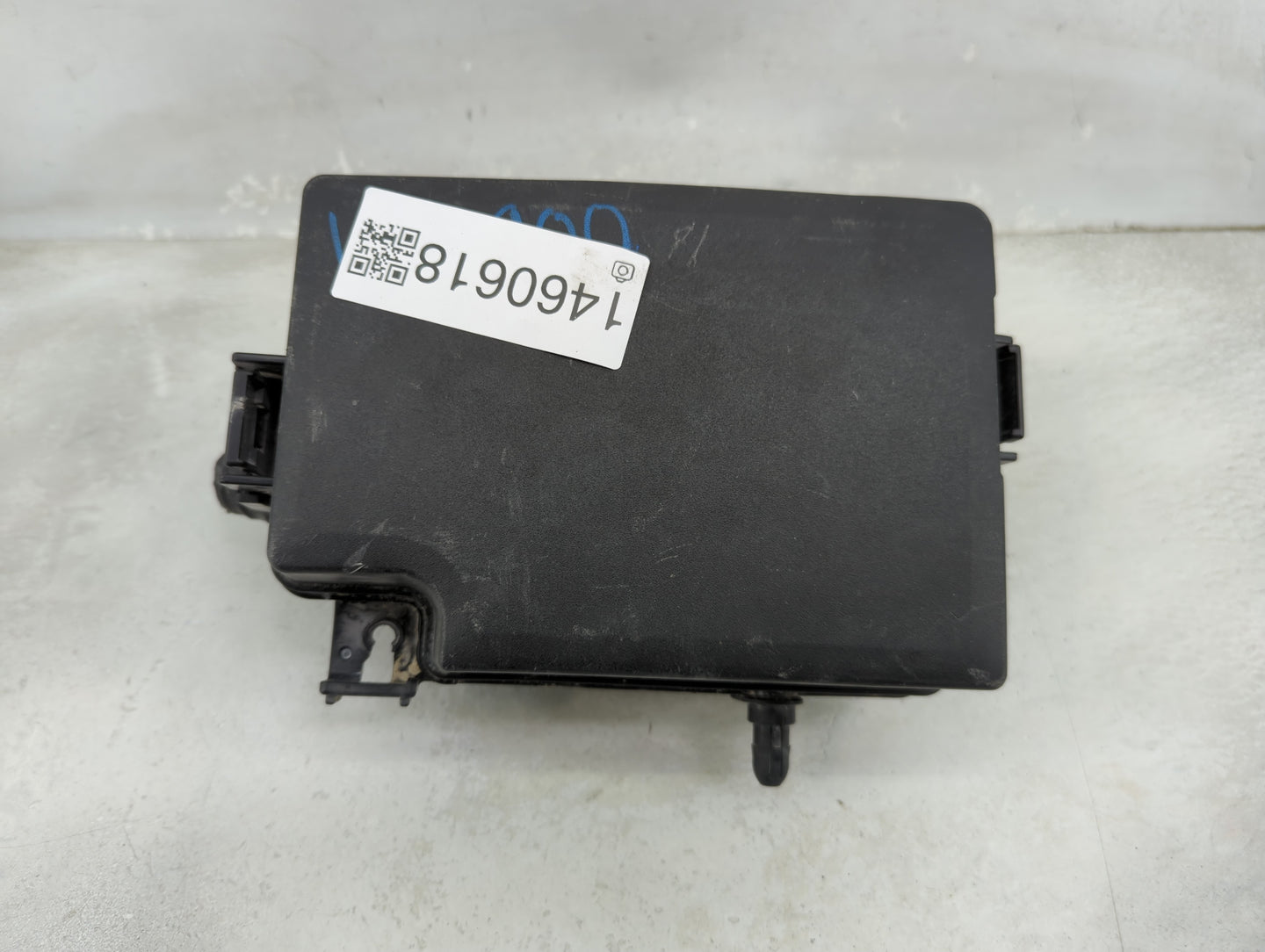 2018-2021 Hyundai Kona Fusebox Fuse Box Panel Relay Module P/N:18980-09620 18980-09631, 39160-37110 Fits Fits 2018 2019 2020