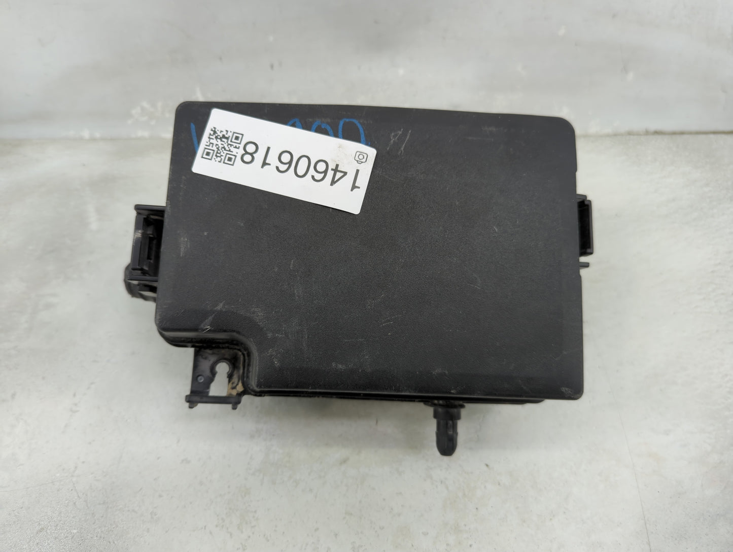 2018-2021 Hyundai Kona Fusebox Fuse Box Panel Relay Module P/N:18980-09620 18980-09631, 39160-37110 Fits Fits 2018 2019 2020