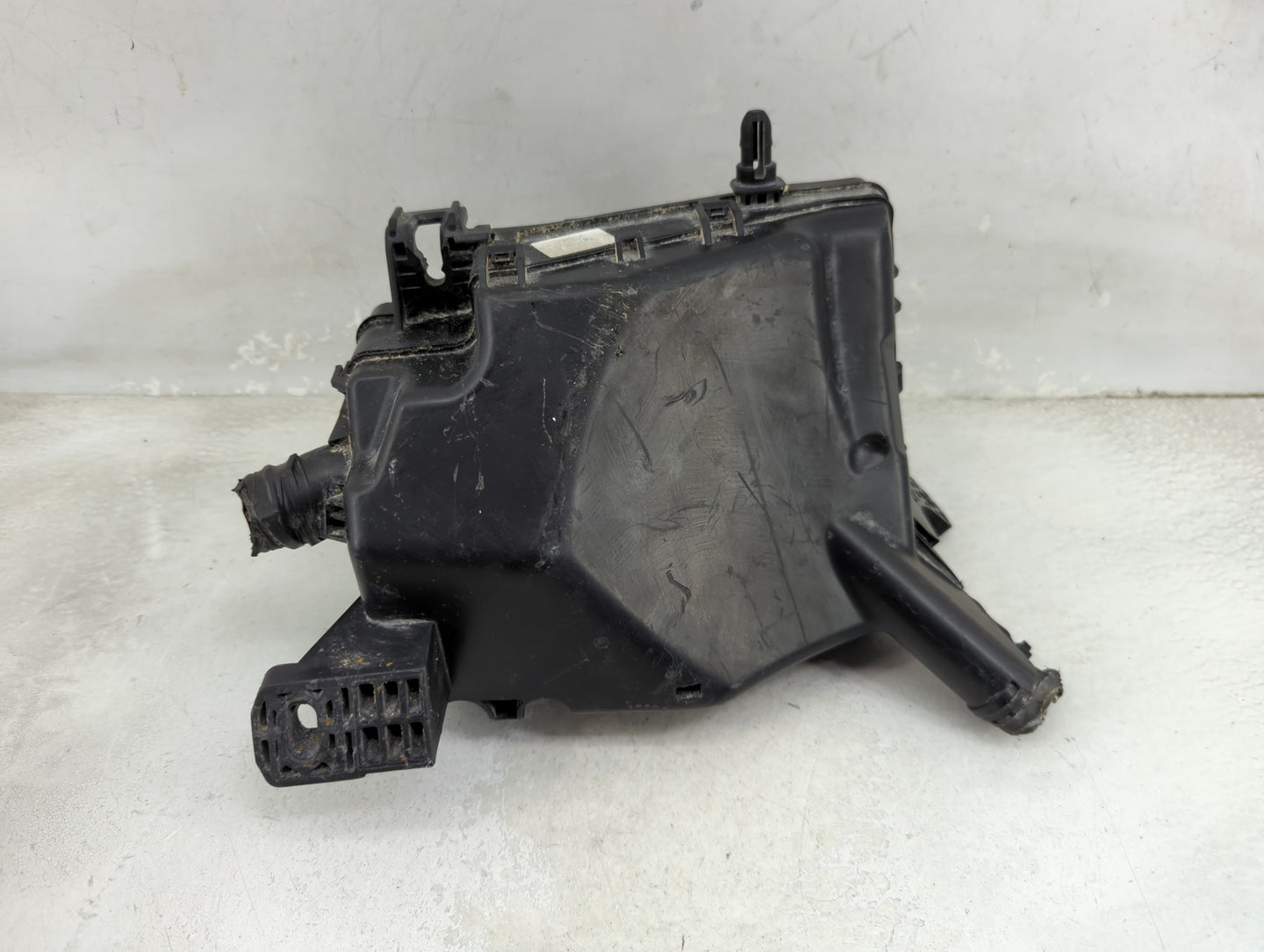 2018-2021 Hyundai Kona Fusebox Fuse Box Panel Relay Module P/N:18980-09620 18980-09631, 39160-37110 Fits Fits 2018 2019 2020